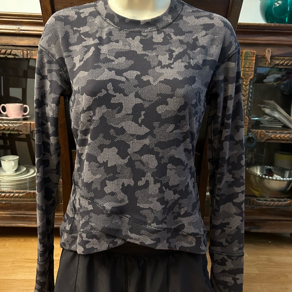 Lululemon “Runderful” Long Sleeve Shirt
